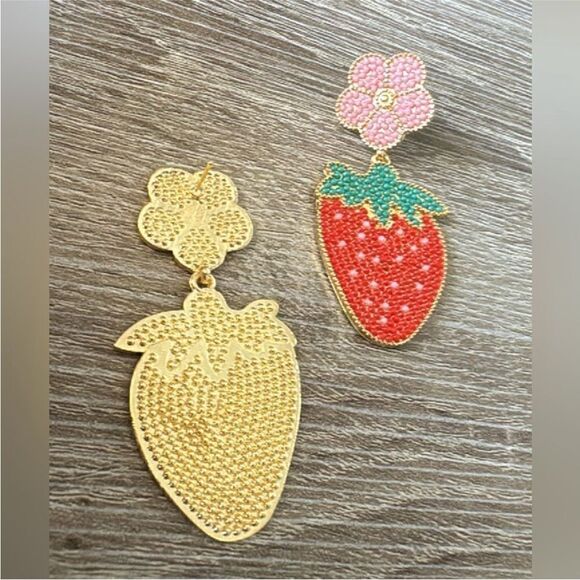 Strawberry drop earrings N405 - Picture 4 of 4